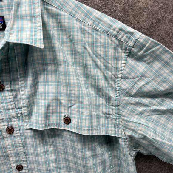 Patagonia Shirt Mens Medium Green Plaid Short Sleeve Vented Fishing Outdoor - Picture 8 of 10